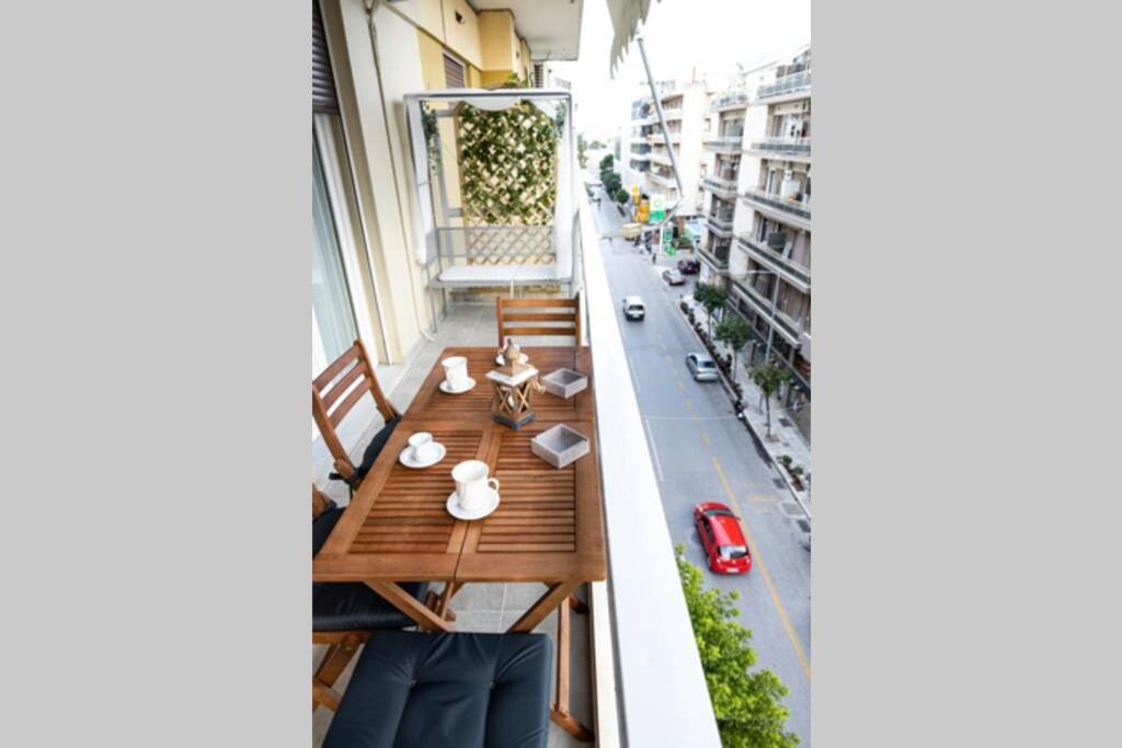 D3 Central Stylish Apartment Volos Exteriör bild